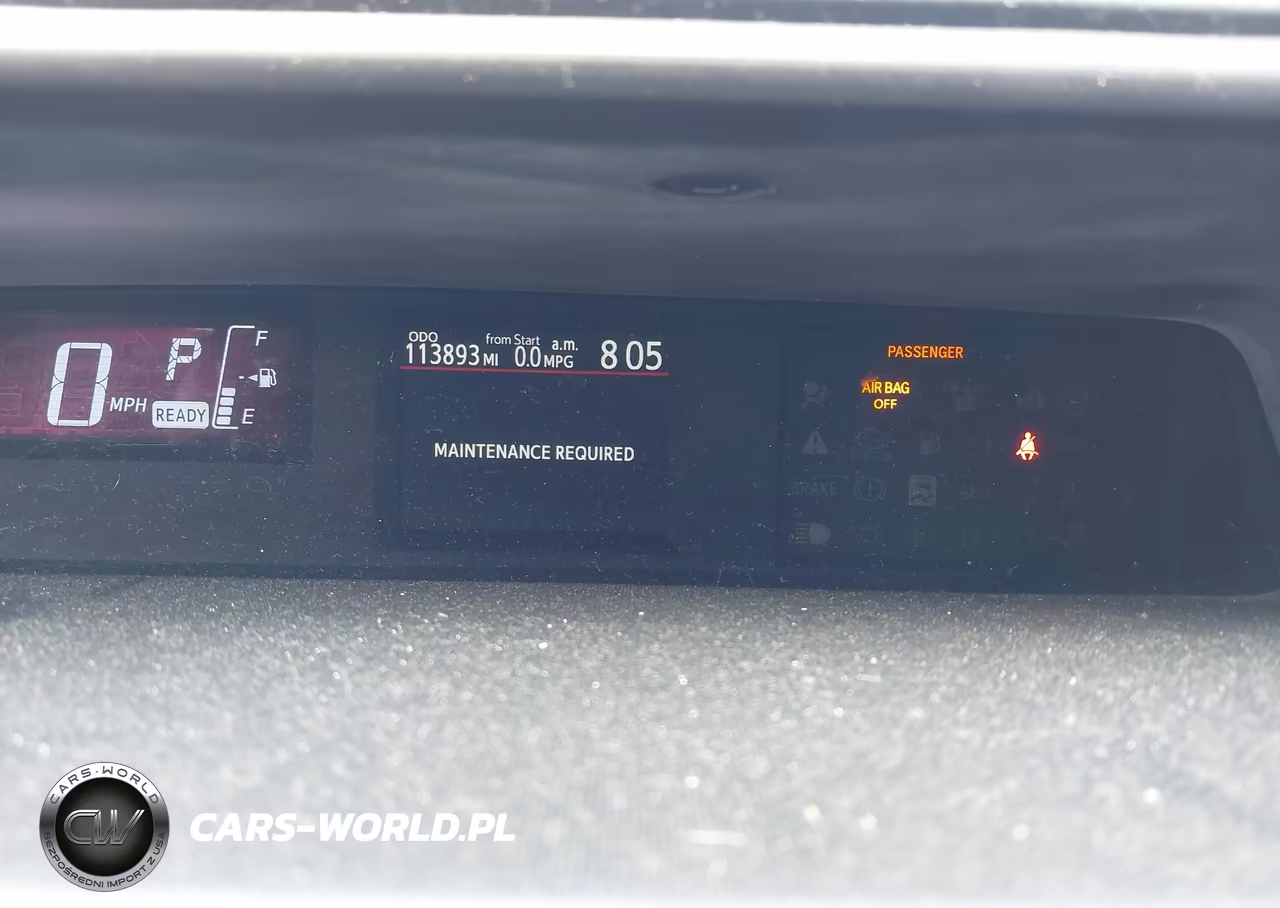 2016 Toyota Prius C Two VIN:JTDKDTB38G1136614 - 15