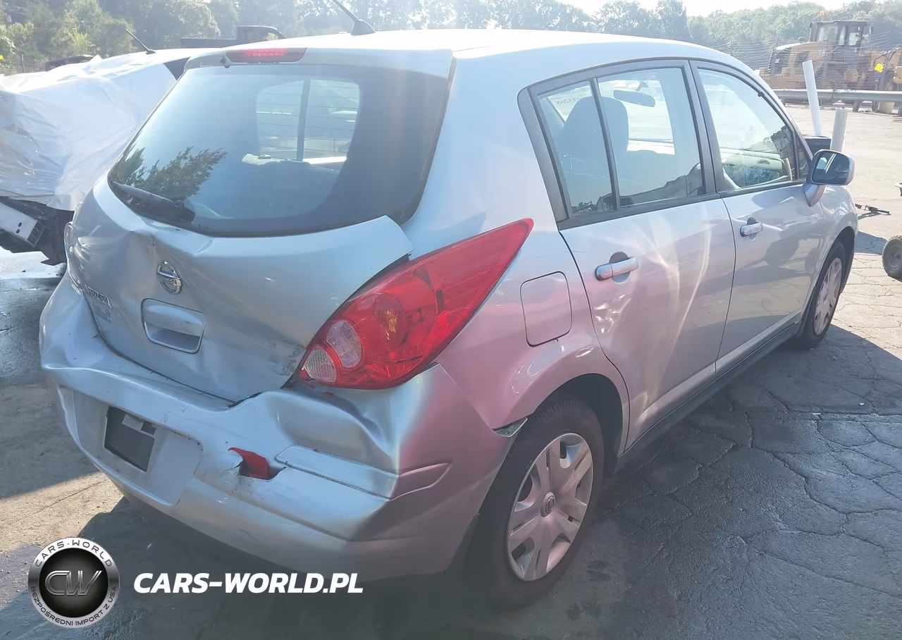 2010 Nissan Versa 1.8S VIN:3N1BC1CP6AL444716 - 4