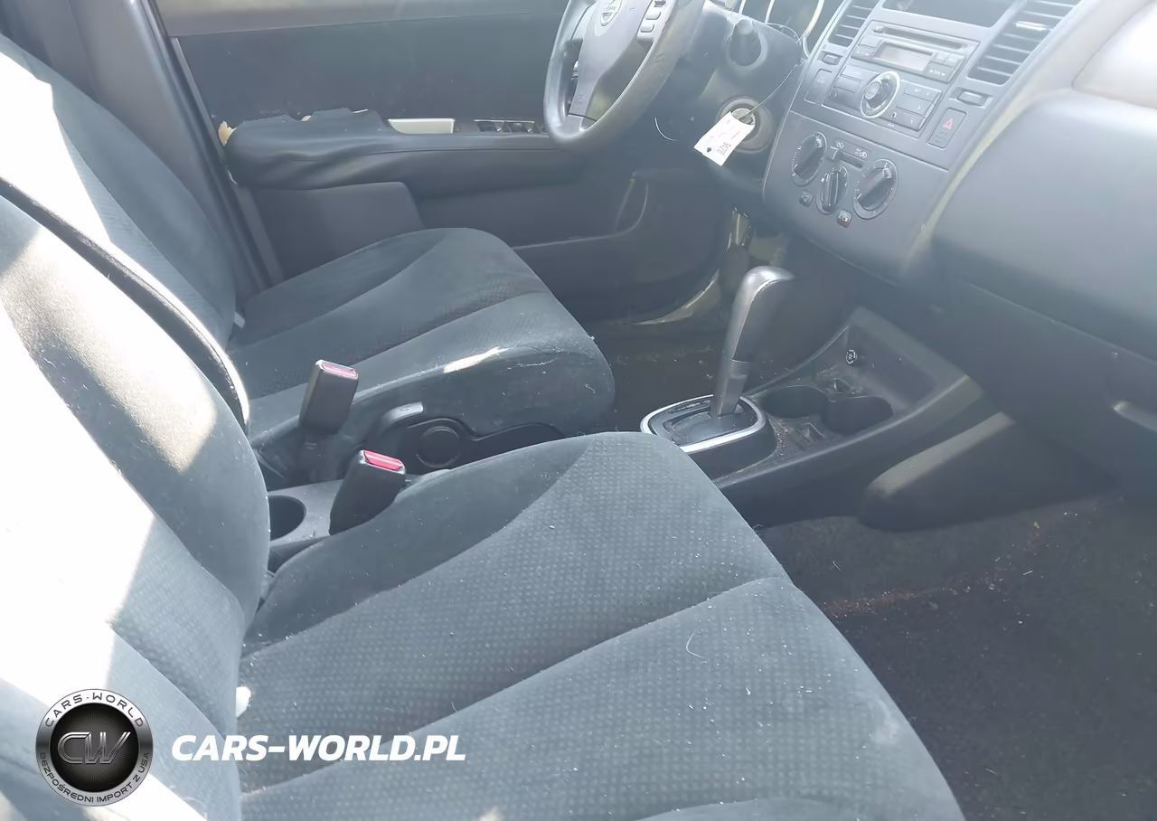 2010 Nissan Versa 1.8S VIN:3N1BC1CP6AL444716 - 5