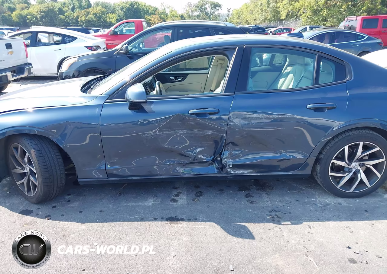 2020 Volvo S60 T5 Momentum VIN:7JR102FK2LG049254 - 6
