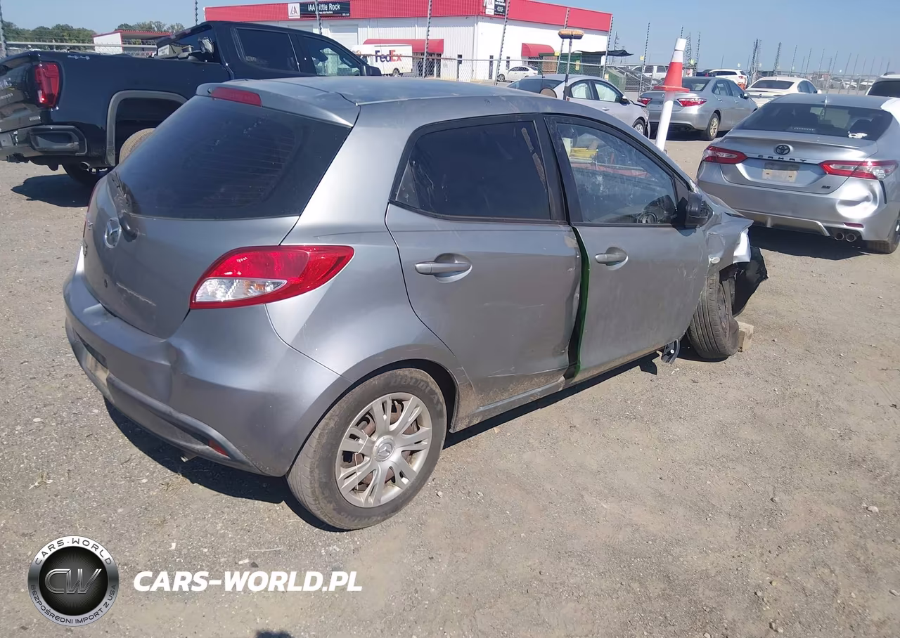 2013 Mazda Mazda2 Sport VIN:JM1DE1KY0D0166780 - 4