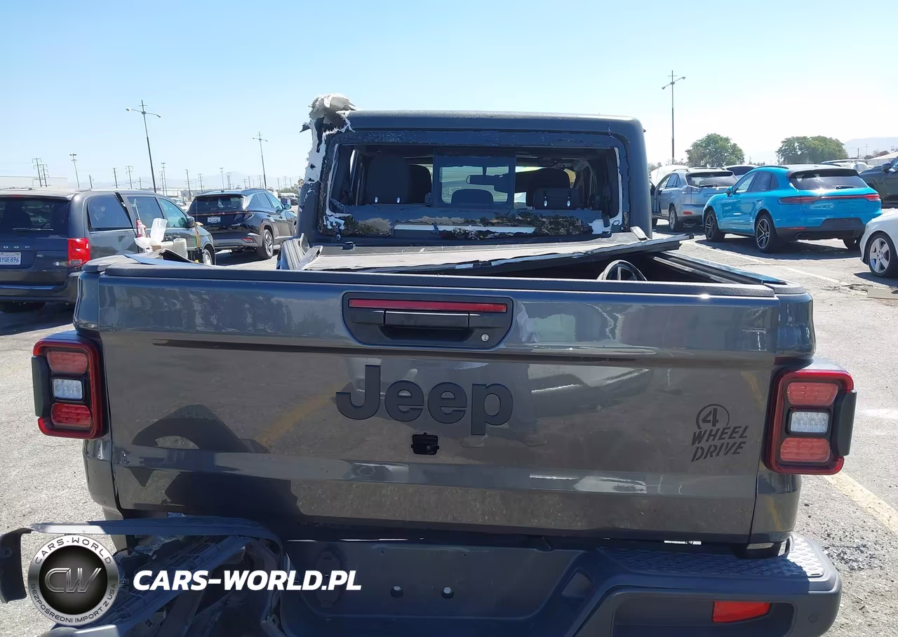 2021 Jeep Gladiator Willys 4X4 VIN:1C6HJTAG4ML572231 - 17