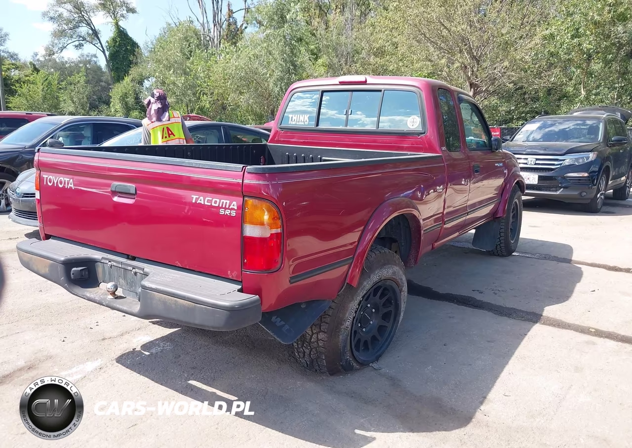 1998 Toyota Tacoma VIN:4TAWM72N1WZ123967 - 4