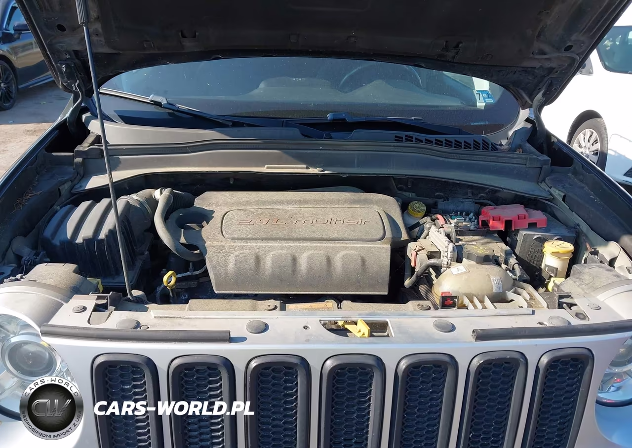 2018 Jeep Renegade Limited 4X4 VIN:ZACCJBDBXJPH05661 - 10