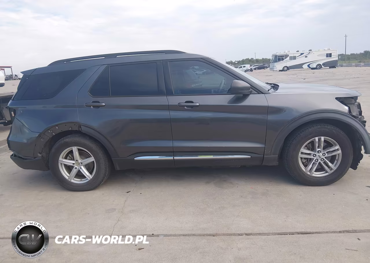 2020 Ford Explorer Xlt VIN:1FMSK7DH3LGB21270 - 13