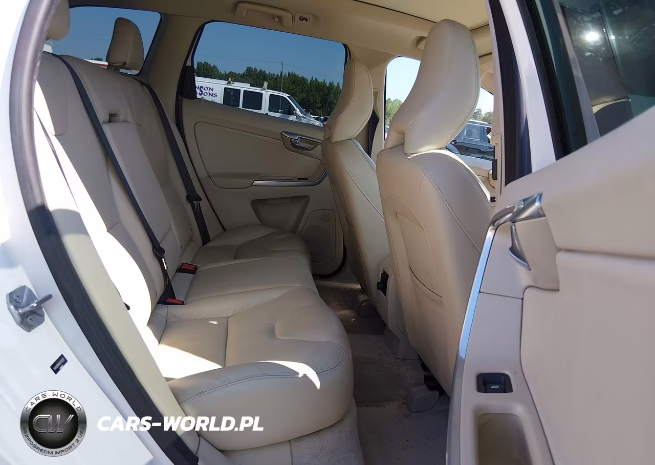2016 Volvo Xc60 T6 VIN:YV4902RK0G2792329 - 8