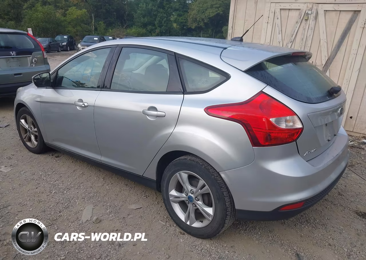 2013 Ford Focus Se VIN:1FADP3K23DL240229 - 3