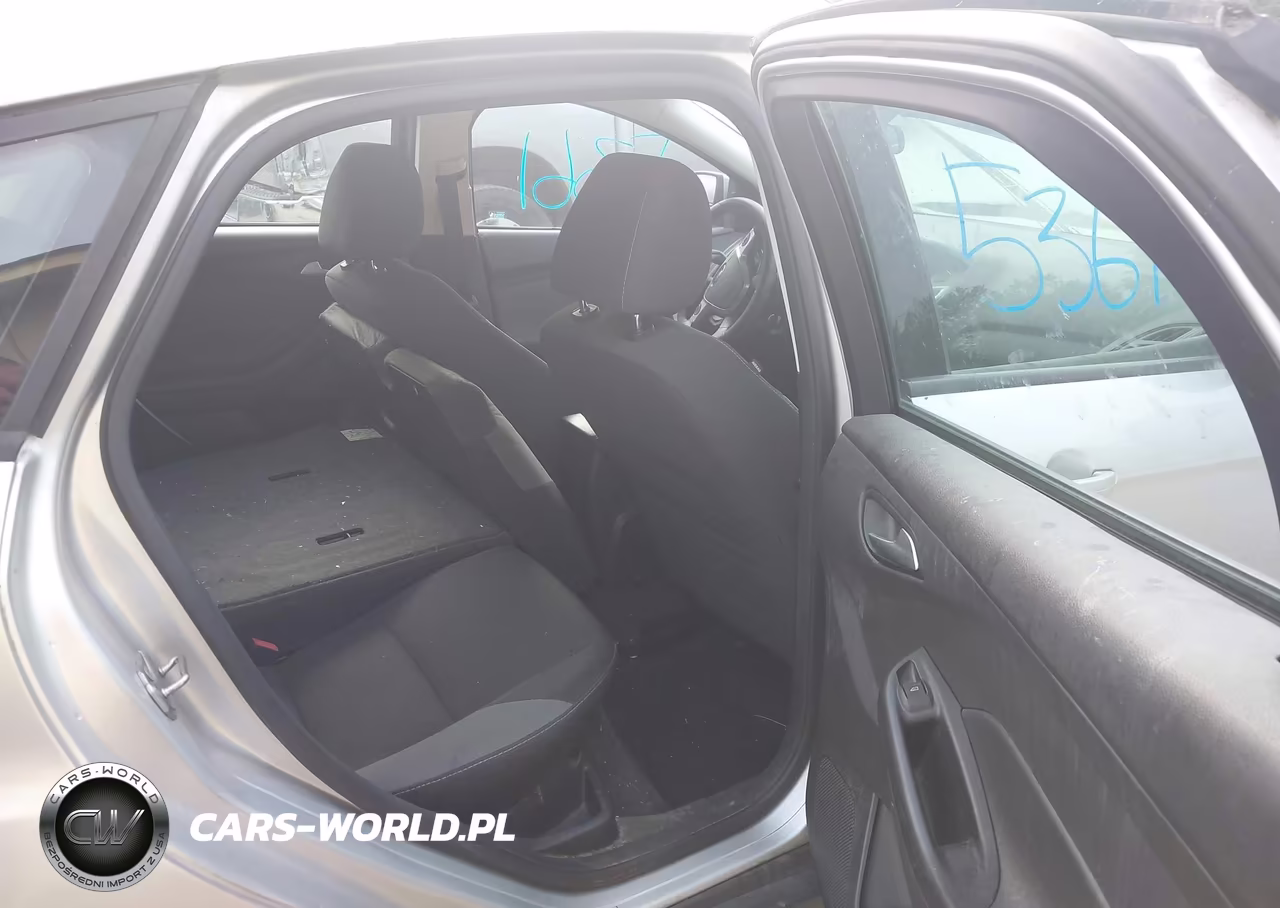 2013 Ford Focus Se VIN:1FADP3K23DL240229 - 8