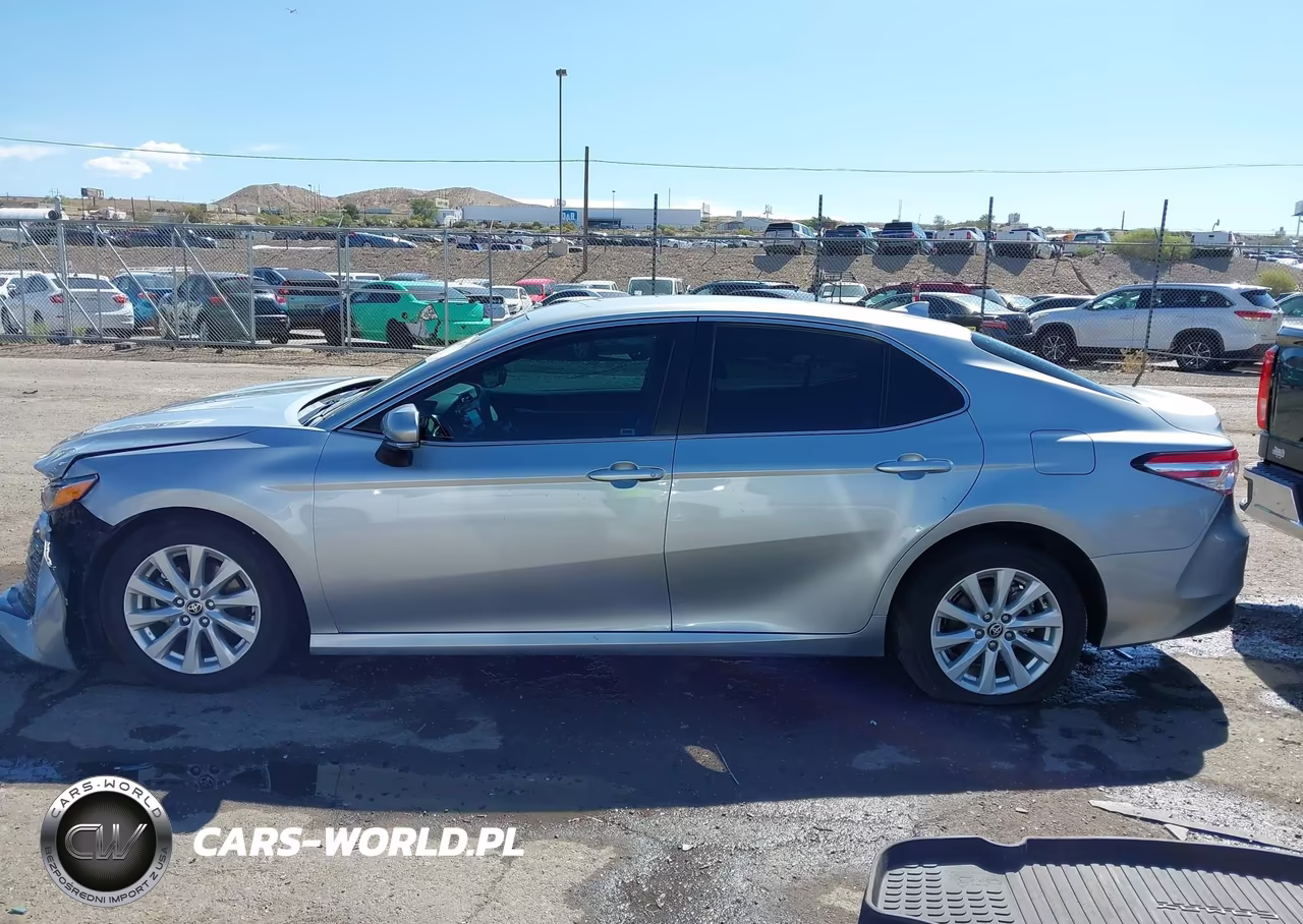 2020 Toyota Camry Le Awd VIN:4T1C11BK9LU019623 - 14