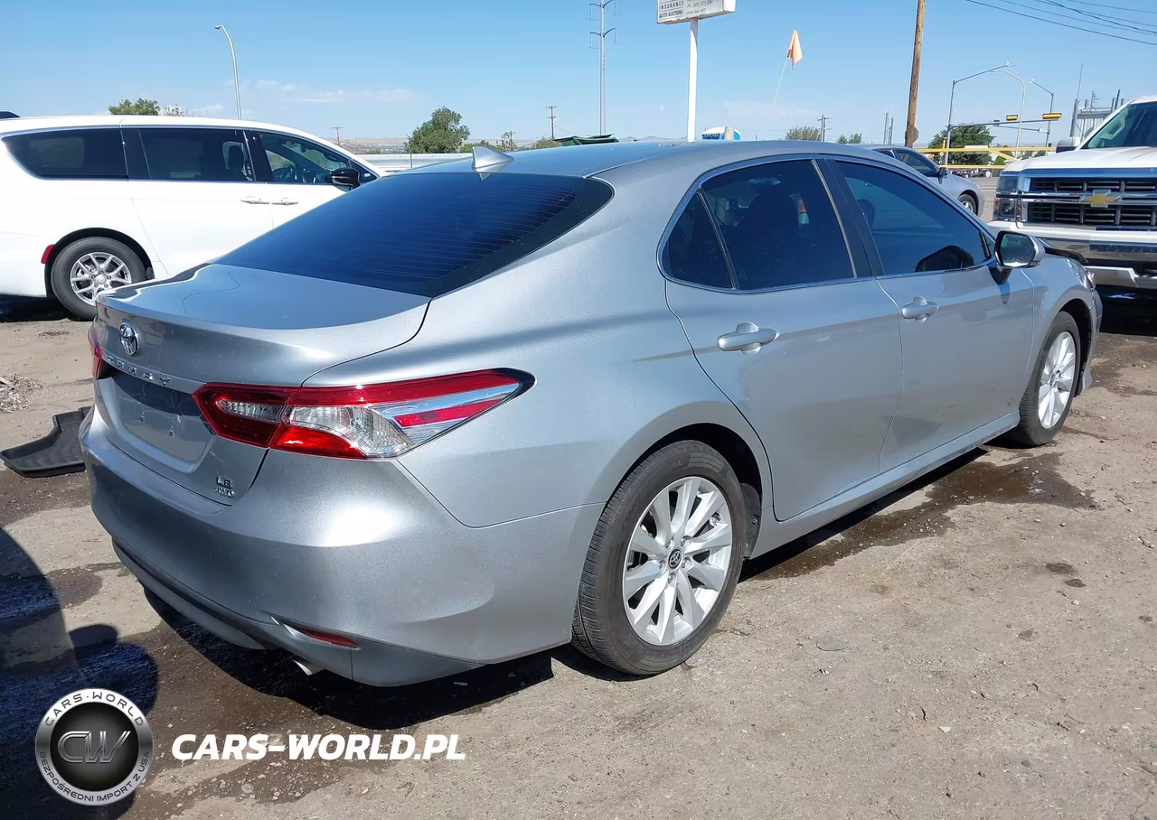 2020 Toyota Camry Le Awd VIN:4T1C11BK9LU019623 - 4