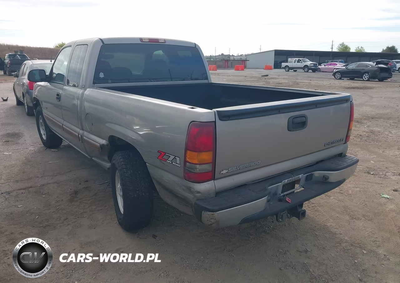 2002 Chevrolet Silverado 1500 Ls VIN:2GCEK19T421283819 - 3