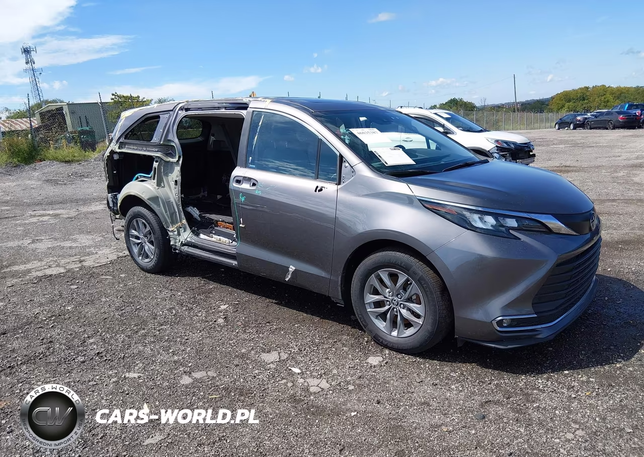 2024 Toyota Sienna Xle – zdjęcie 1 z 17