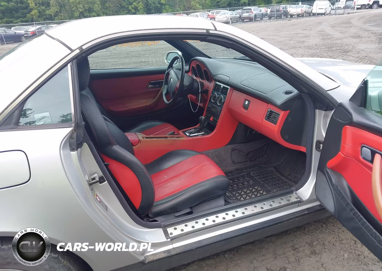 2000 Mercedes-Benz Slk 230 Kompressor VIN:WDBKK47F6YF169659 - 5