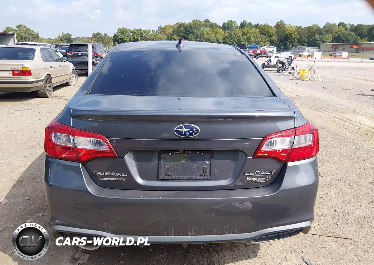2018 Subaru Legacy 2.5I Premium VIN:4S3BNAF65J3031045 - 16