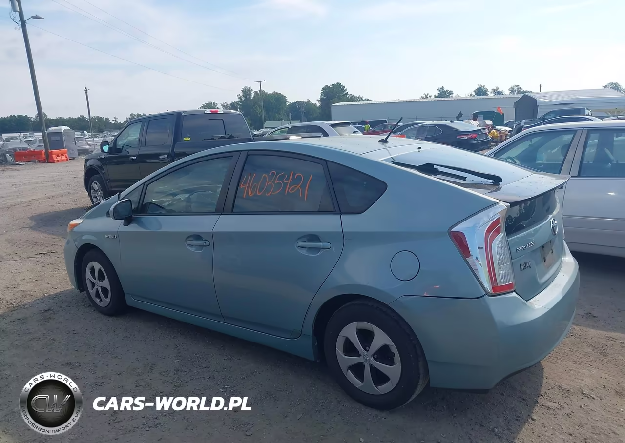 2014 Toyota Prius Two VIN:JTDKN3DU8E1782882 - 14