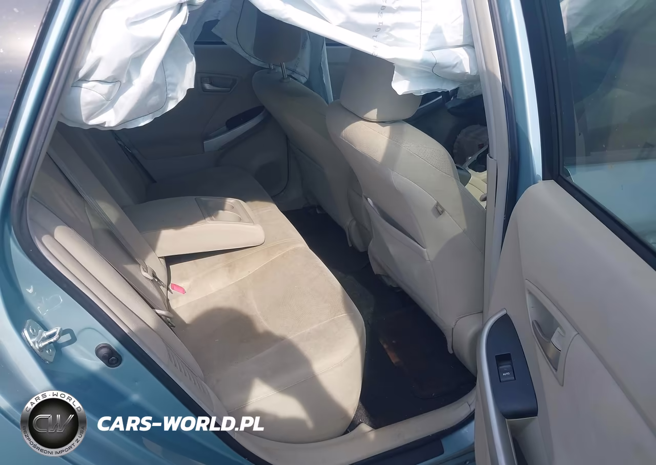 2014 Toyota Prius Two VIN:JTDKN3DU8E1782882 - 8