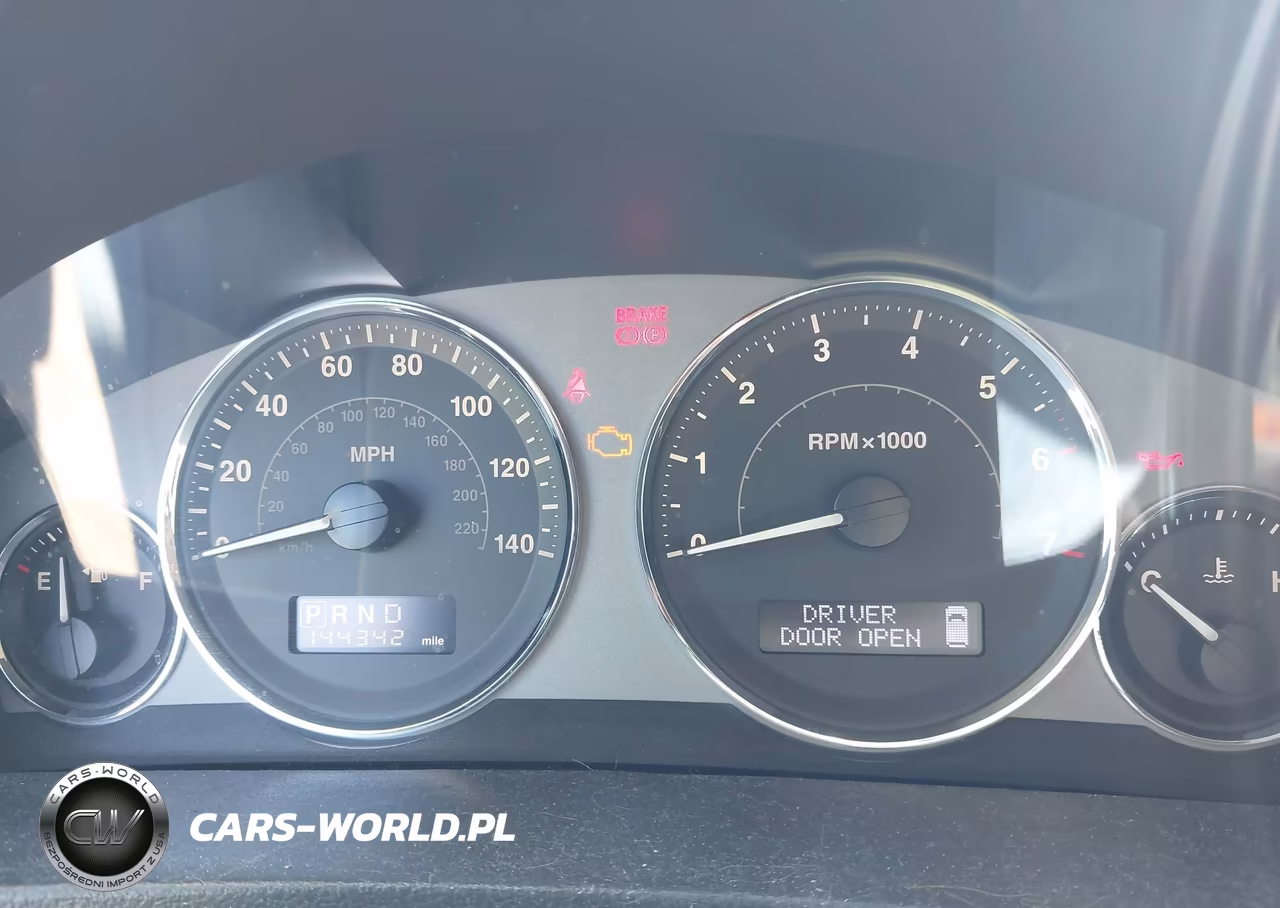 2008 Jeep Grand Cherokee Overland VIN:1J8HR68248C174660 - 7