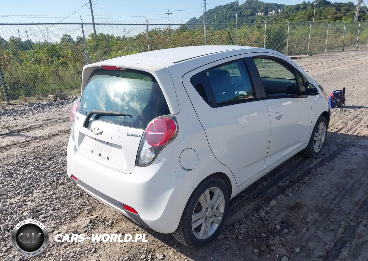 2015 Chevrolet Spark 1Lt Cvt VIN:KL8CD6S94FC719767 - 4