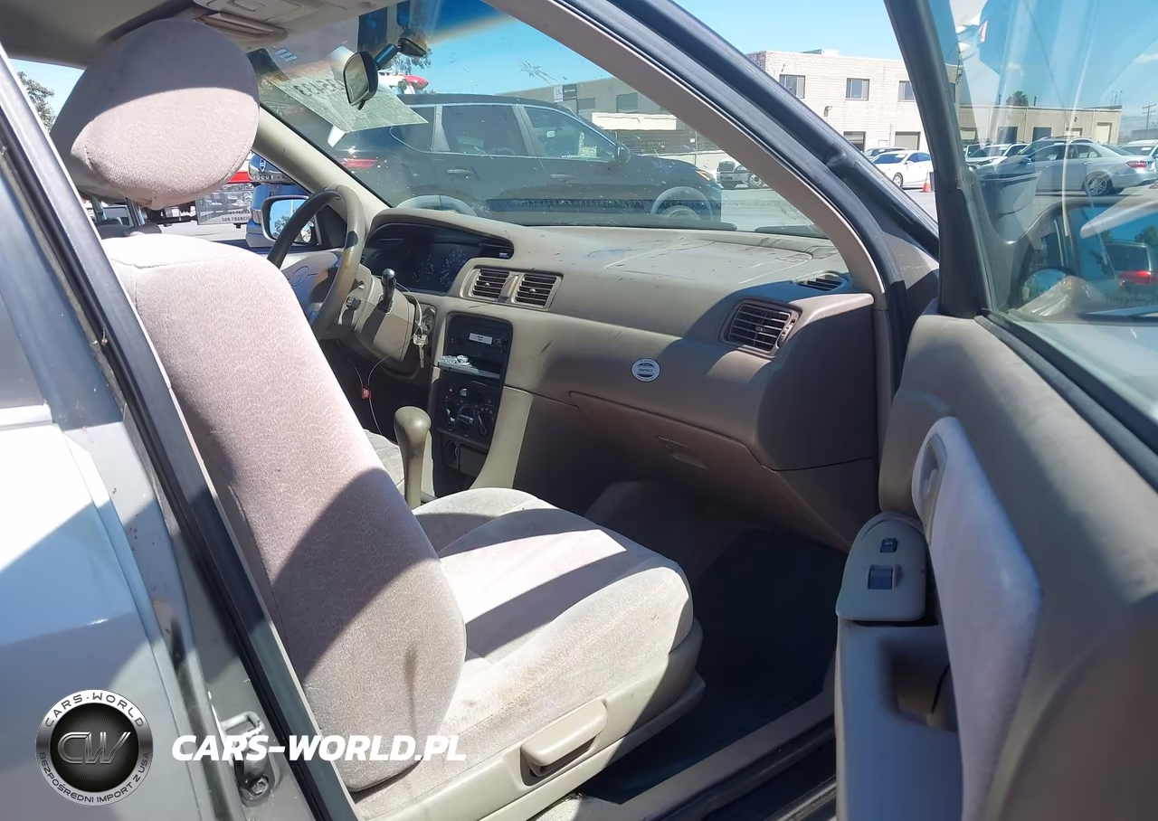 1998 Toyota Camry Le VIN:JT2BG22K7W0248519 - 5