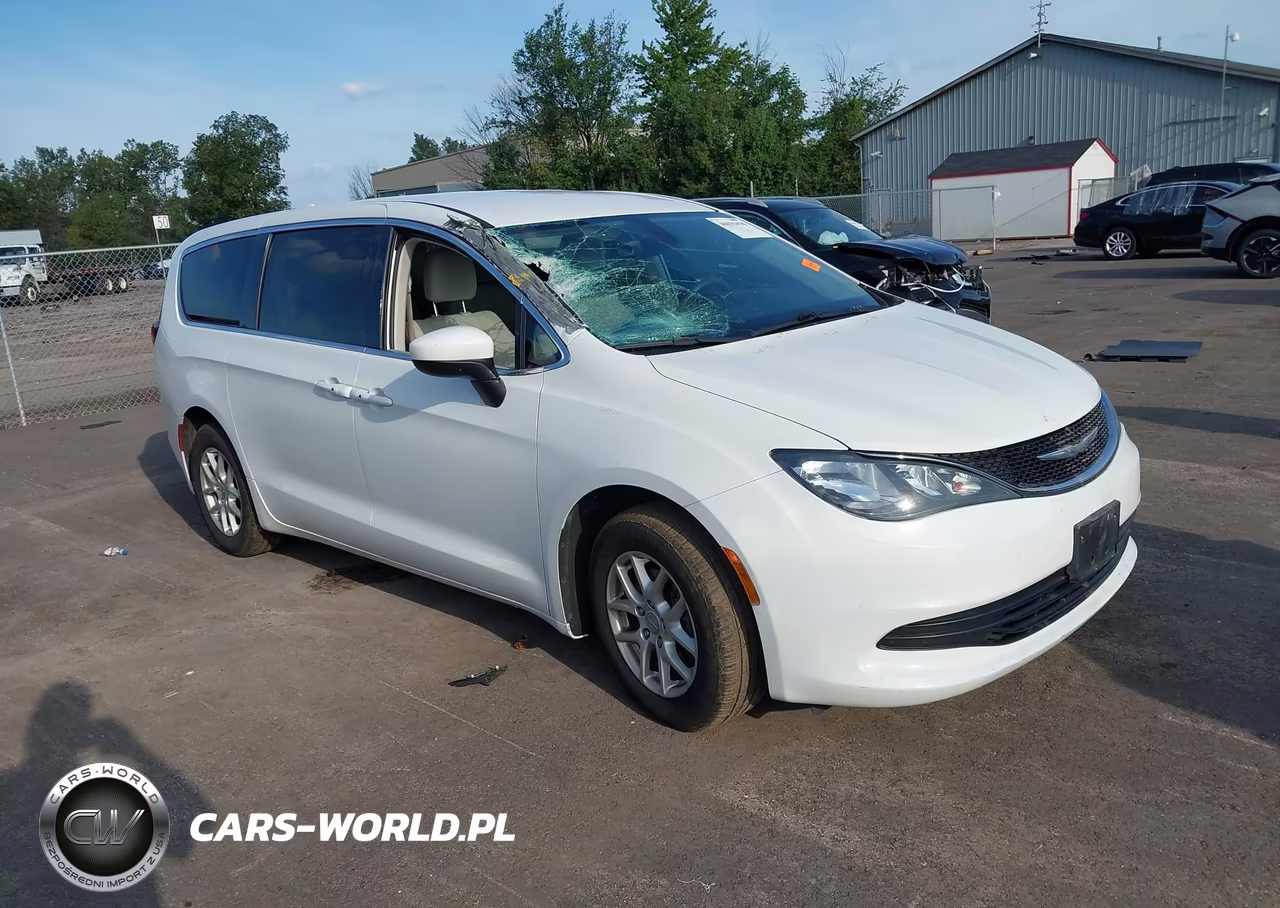 2017 Chrysler Pacifica Touring – zdjęcie 1 z 16