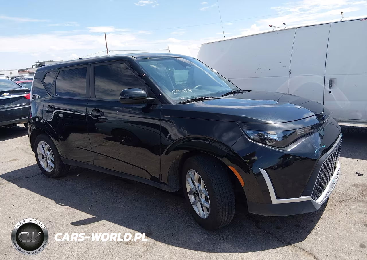 2025 Kia Soul Lx VIN:KNDJ23AU8S7923726 - 13