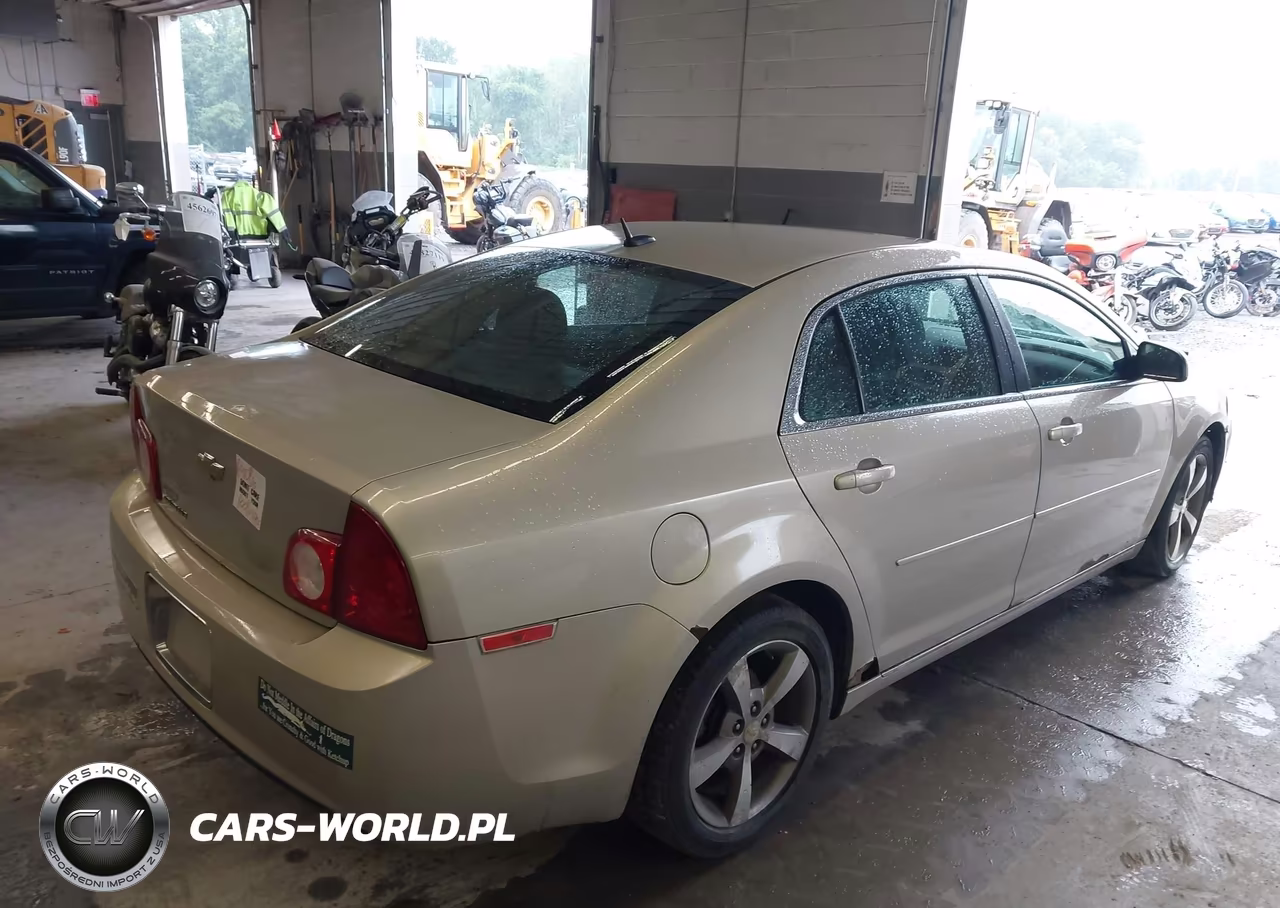 2011 Chevrolet Malibu 1Lt VIN:1G1ZC5E15BF321912 - 4