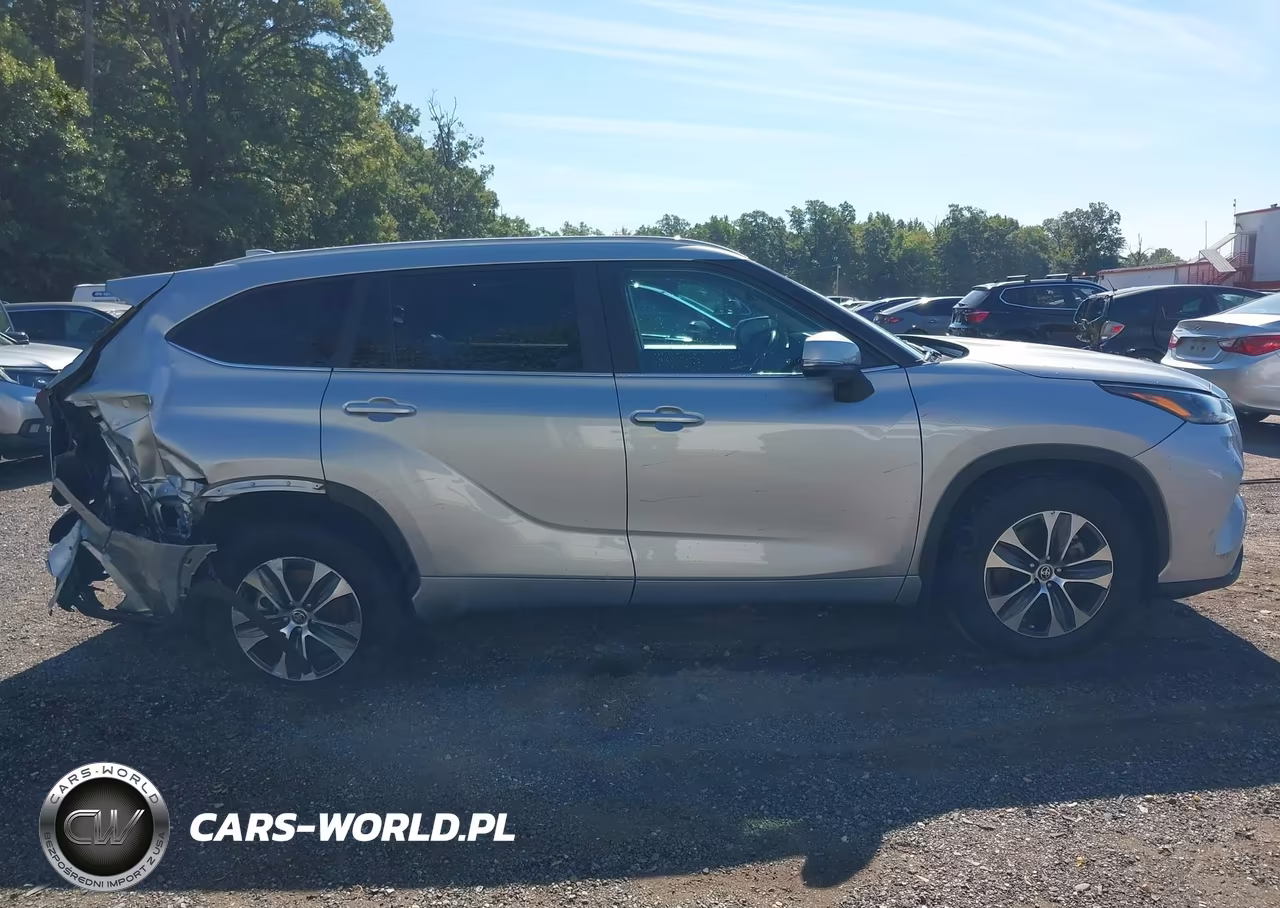 2023 Toyota Highlander Xle VIN:5TDKDRAH2PS004693 - 13