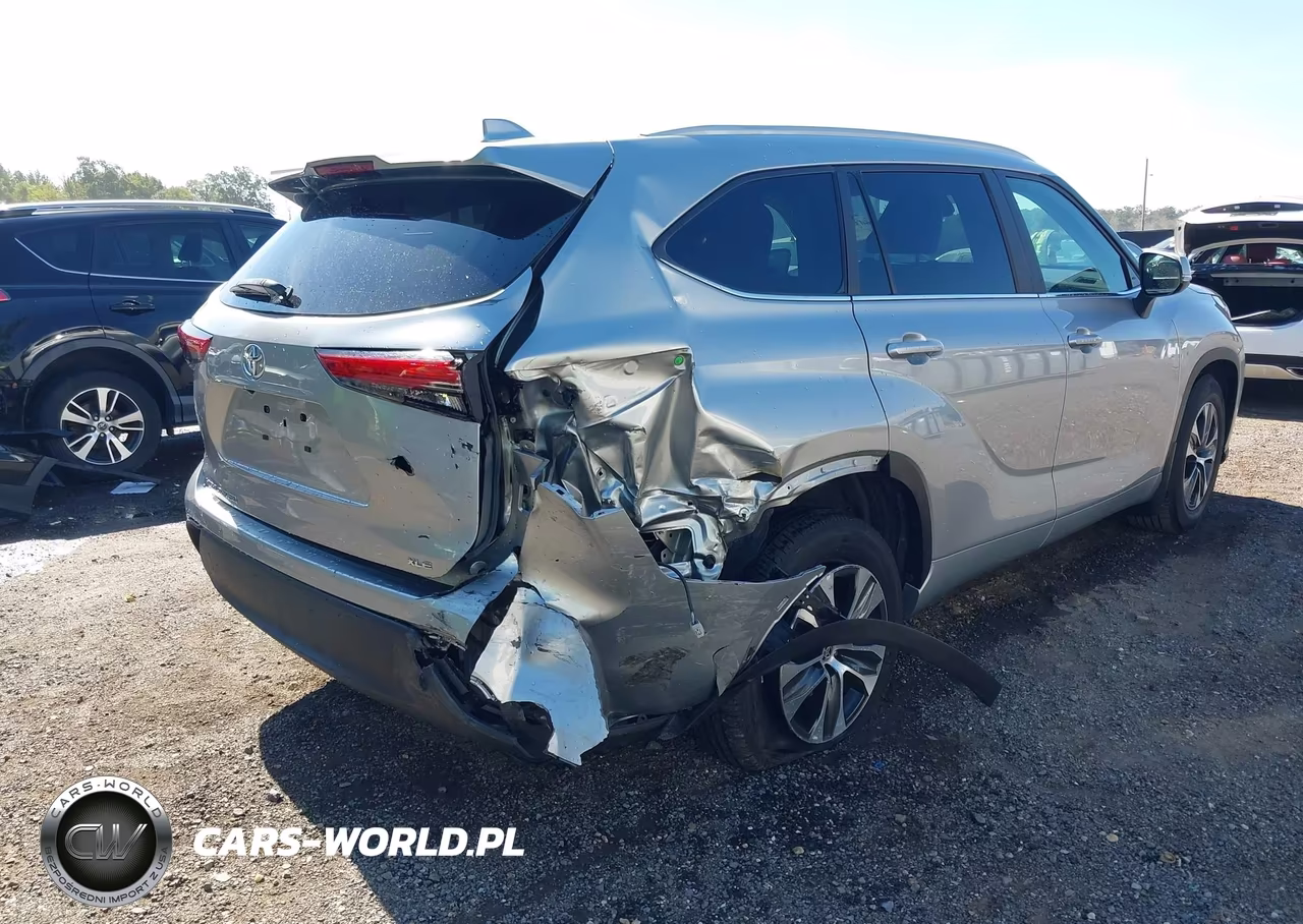 2023 Toyota Highlander Xle VIN:5TDKDRAH2PS004693 - 4