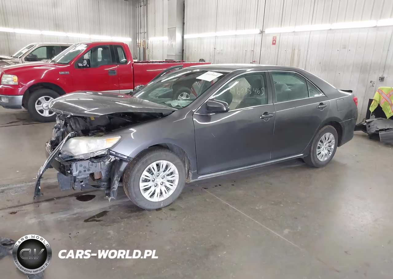 2014 Toyota Camry Le VIN:4T4BF1FK7ER359286 - 2