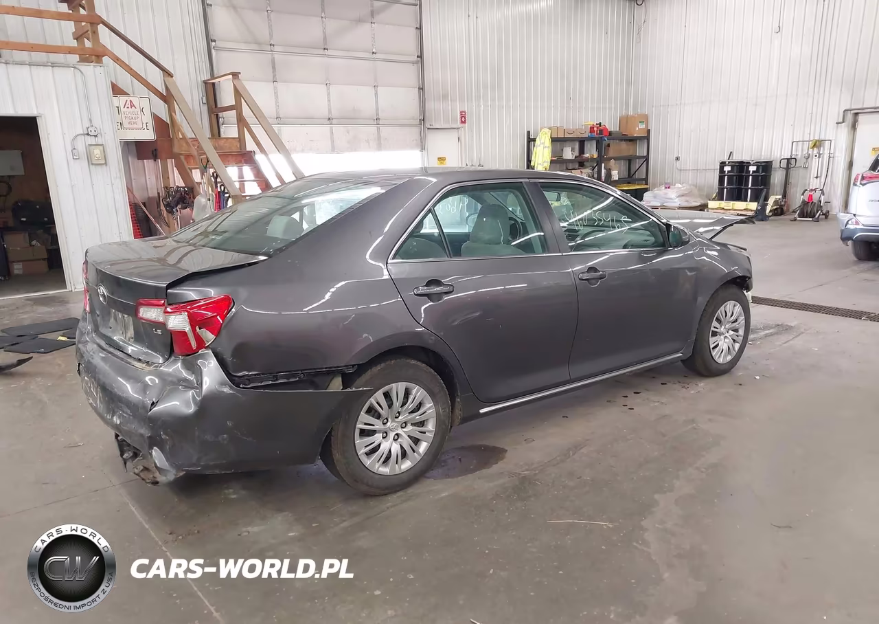 2014 Toyota Camry Le VIN:4T4BF1FK7ER359286 - 4