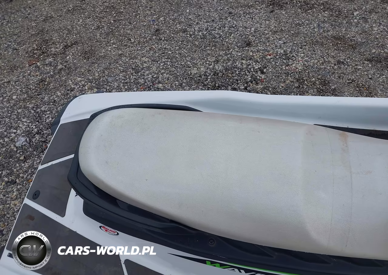 2017 Yamaha Wave Runner Ex VIN:LOT-1-46035469 - 8