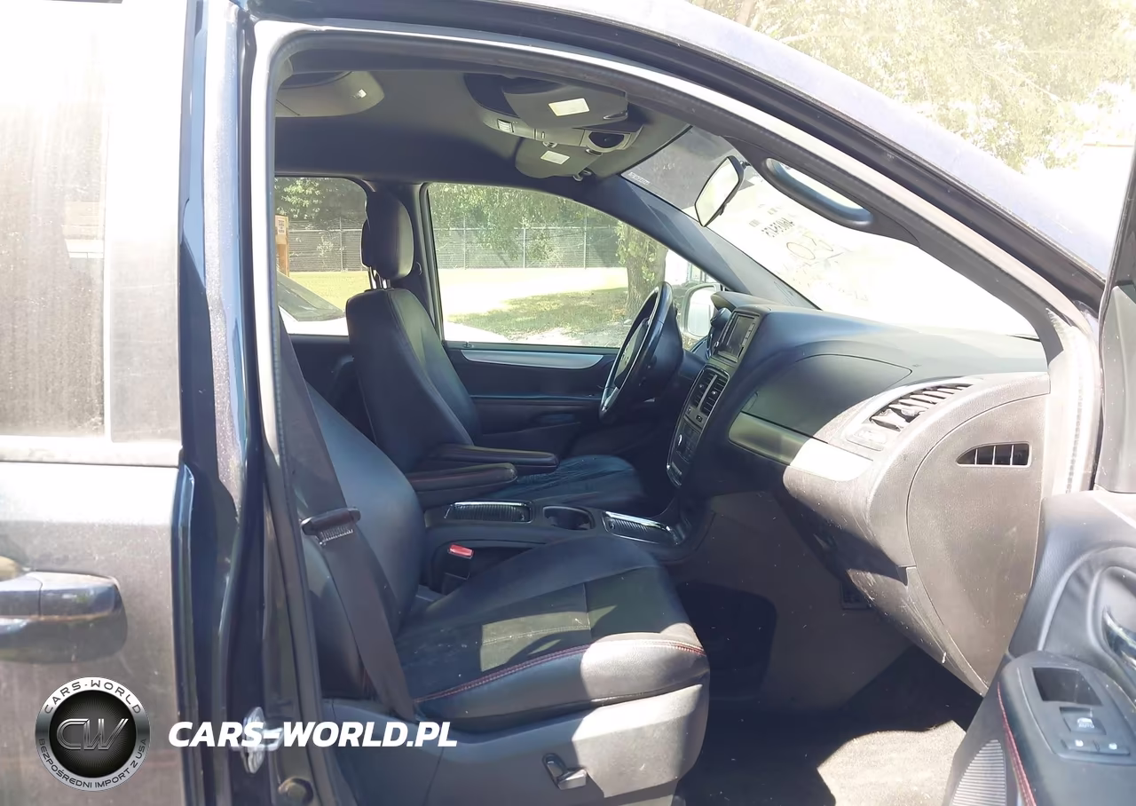 2014 Dodge Grand Caravan R-T VIN:2C4RDGEG0ER431123 - 5