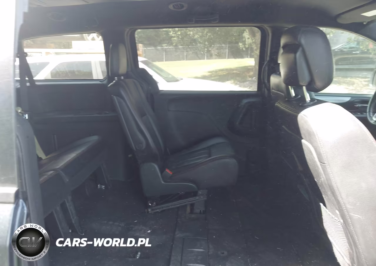 2014 Dodge Grand Caravan R-T VIN:2C4RDGEG0ER431123 - 8