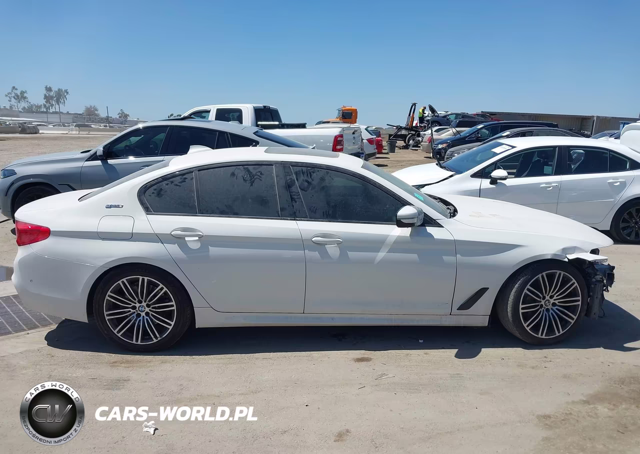 2019 BMW 530E Iperformance VIN:WBAJA9C51KB398594 - 14
