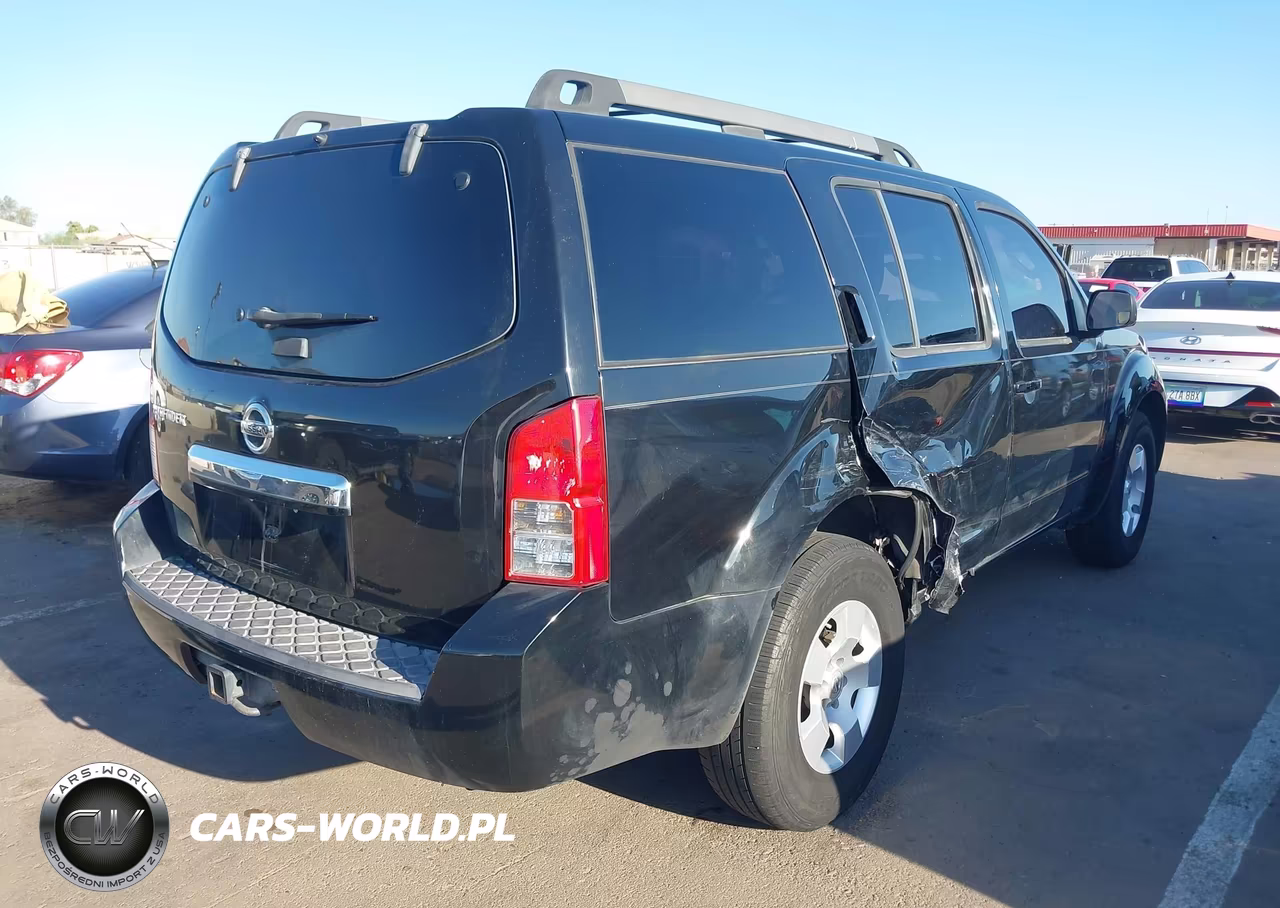2011 Nissan Pathfinder S VIN:5N1AR1NN5BC625382 - 4
