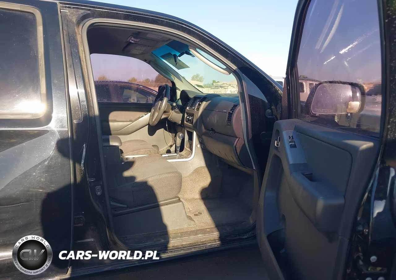 2011 Nissan Pathfinder S VIN:5N1AR1NN5BC625382 - 5