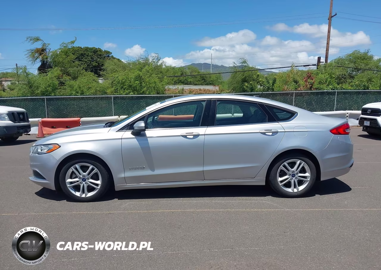 2018 Ford Fusion Hybrid S VIN:3FA6P0UU9JR243669 - 14