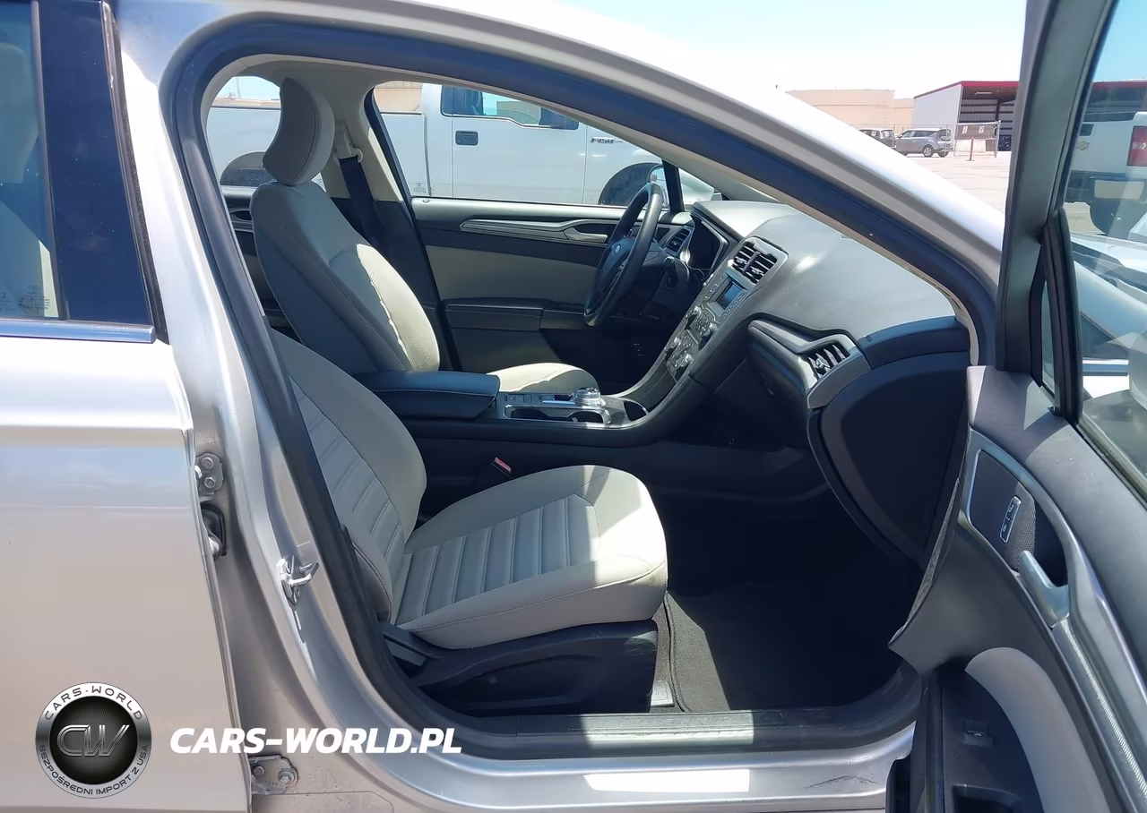 2018 Ford Fusion Hybrid S VIN:3FA6P0UU9JR243669 - 5