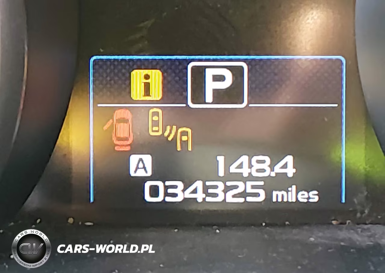 2018 Subaru Outback 3.6R Touring VIN:4S4BSETC6J3388207 - 16