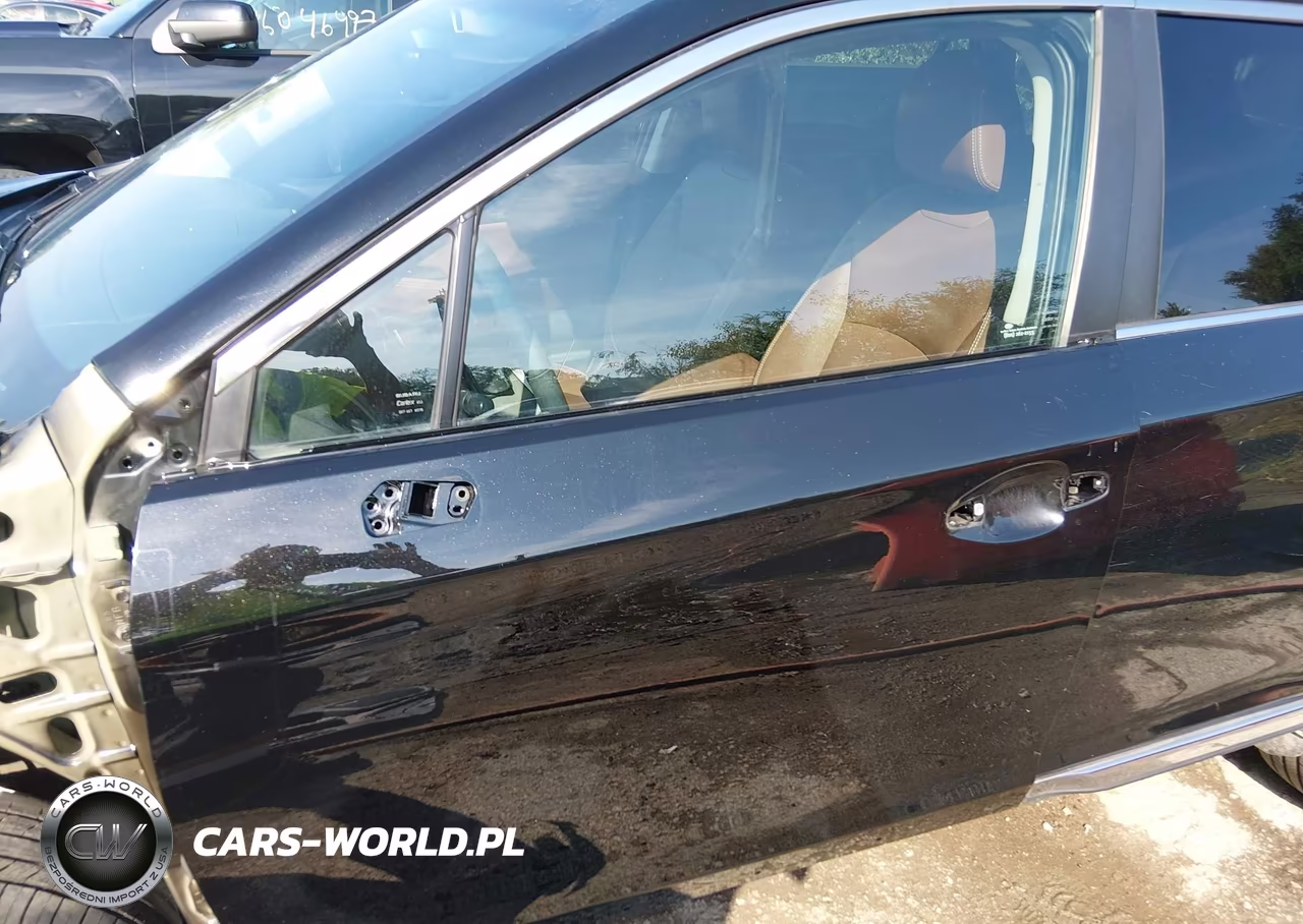 2018 Subaru Outback 3.6R Touring VIN:4S4BSETC6J3388207 - 19
