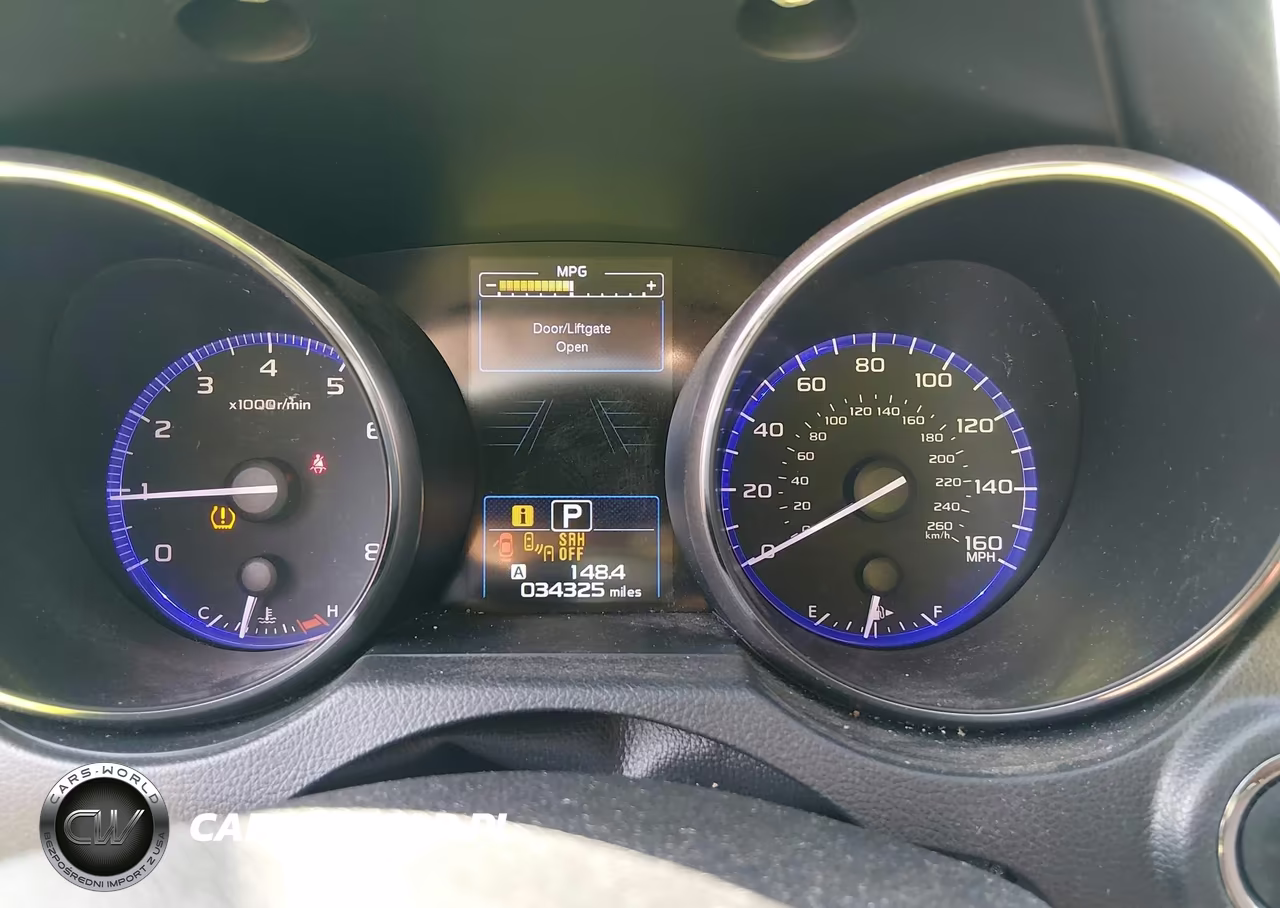 2018 Subaru Outback 3.6R Touring VIN:4S4BSETC6J3388207 - 7