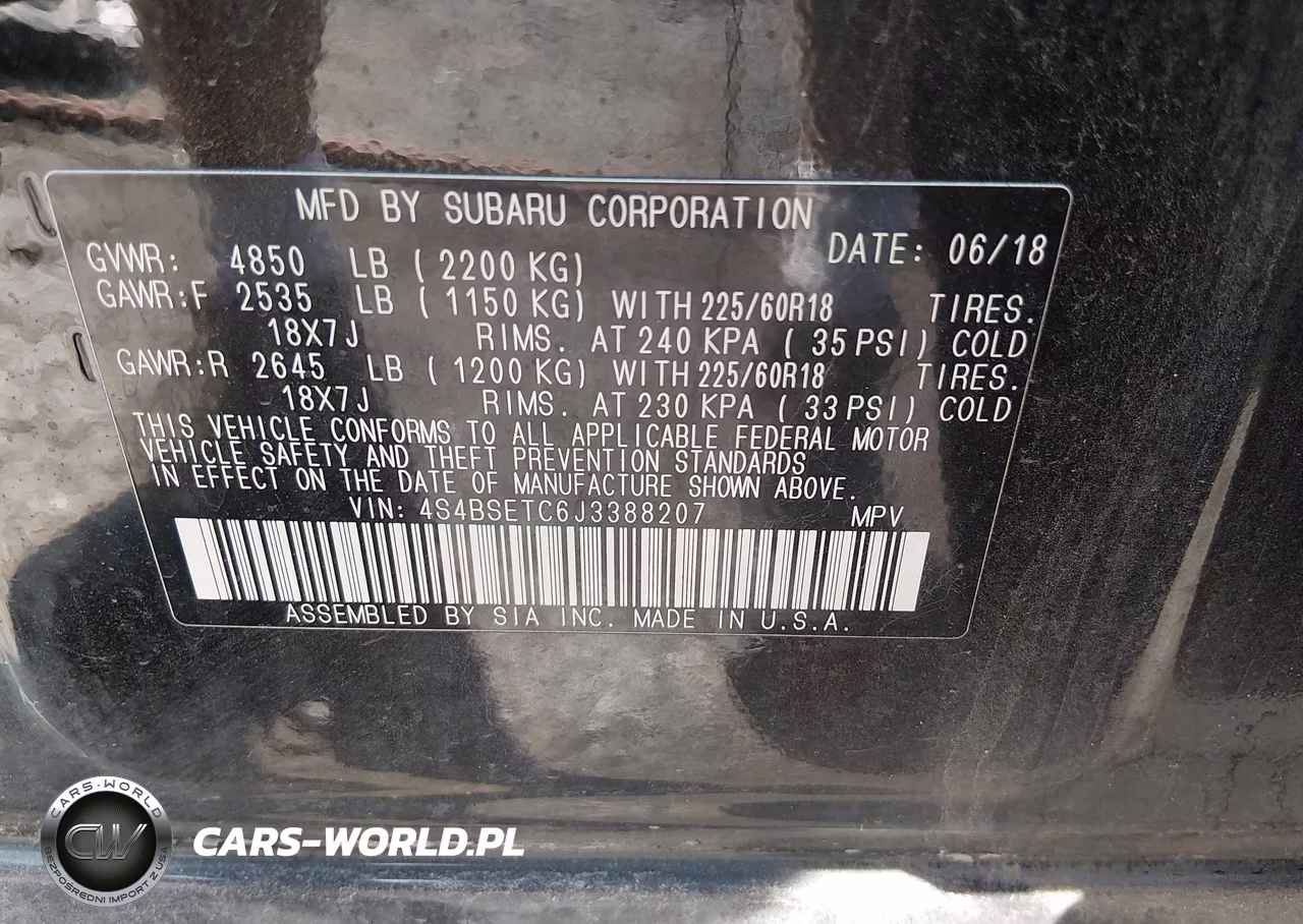 2018 Subaru Outback 3.6R Touring VIN:4S4BSETC6J3388207 - 9