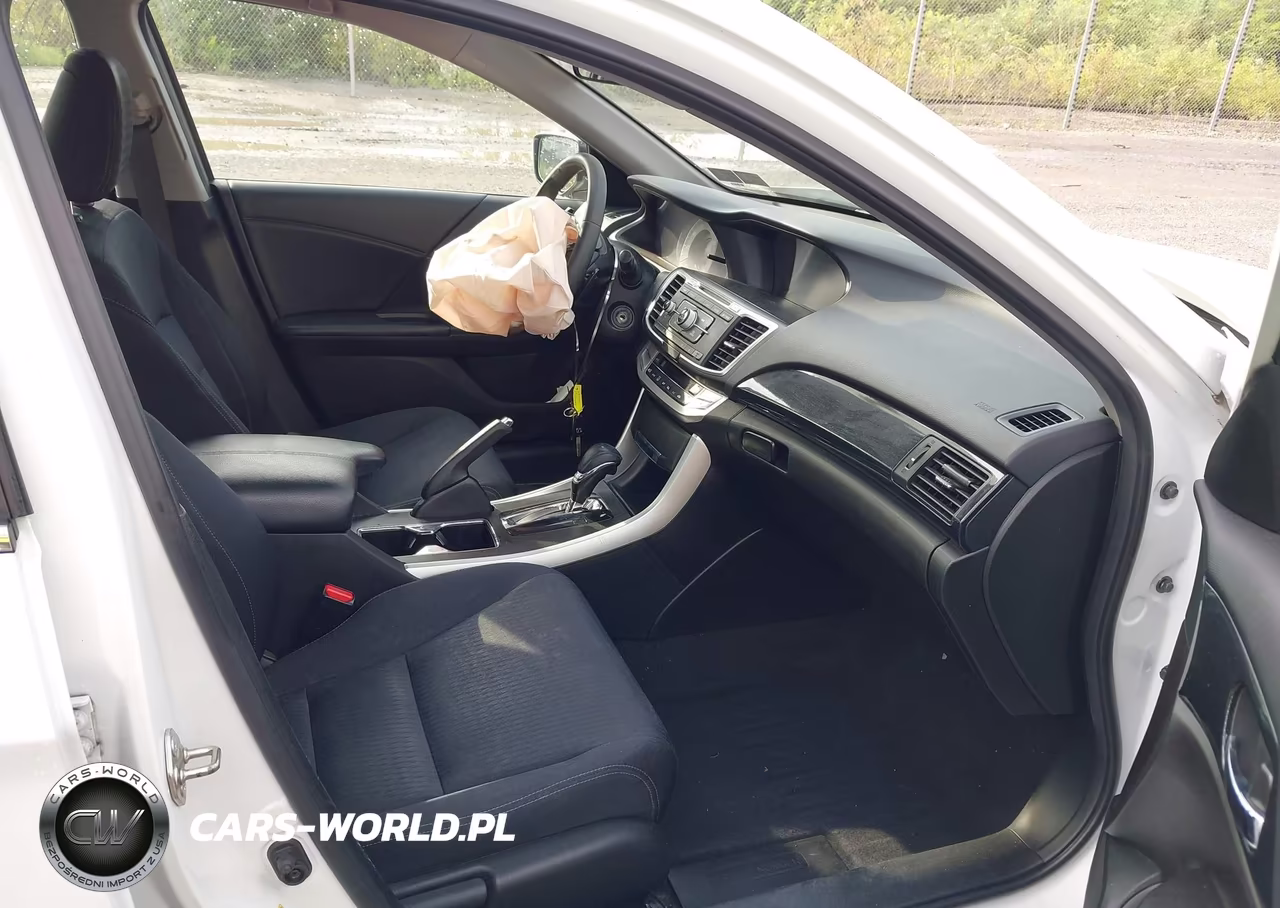 2015 Honda Accord Sport VIN:1HGCR2F55FA135786 - 5