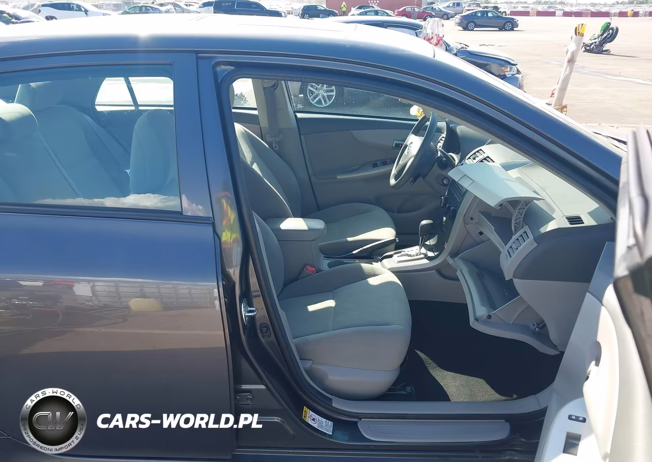 2010 Toyota Corolla Le VIN:2T1BU4EE5AC476163 - 5