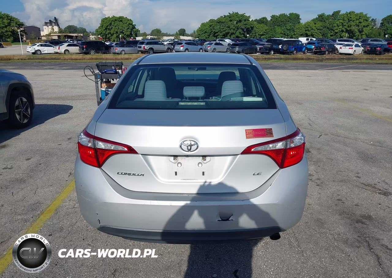 2016 Toyota Corolla Le VIN:2T1BURHE8GC606597 - 17