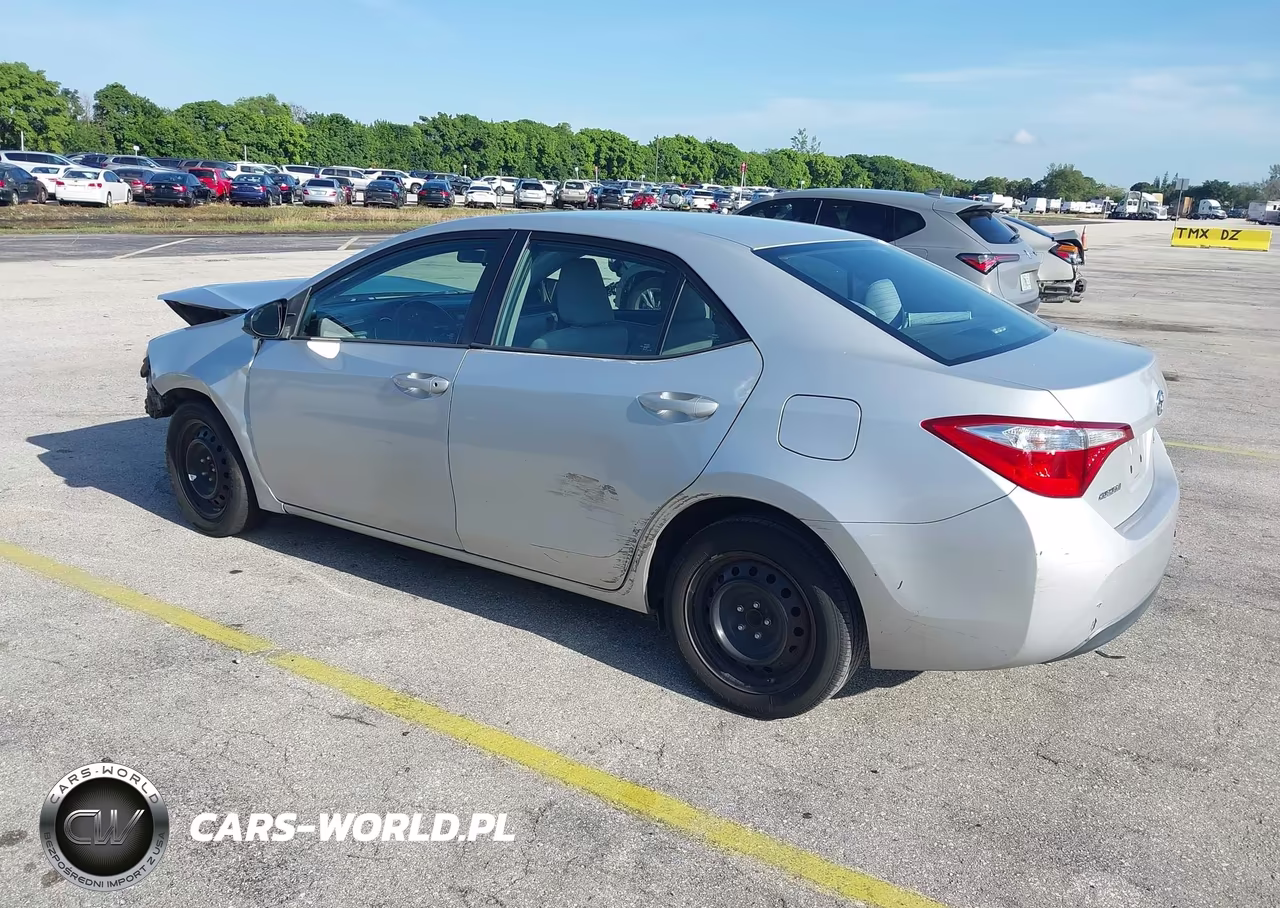 2016 Toyota Corolla Le VIN:2T1BURHE8GC606597 - 3