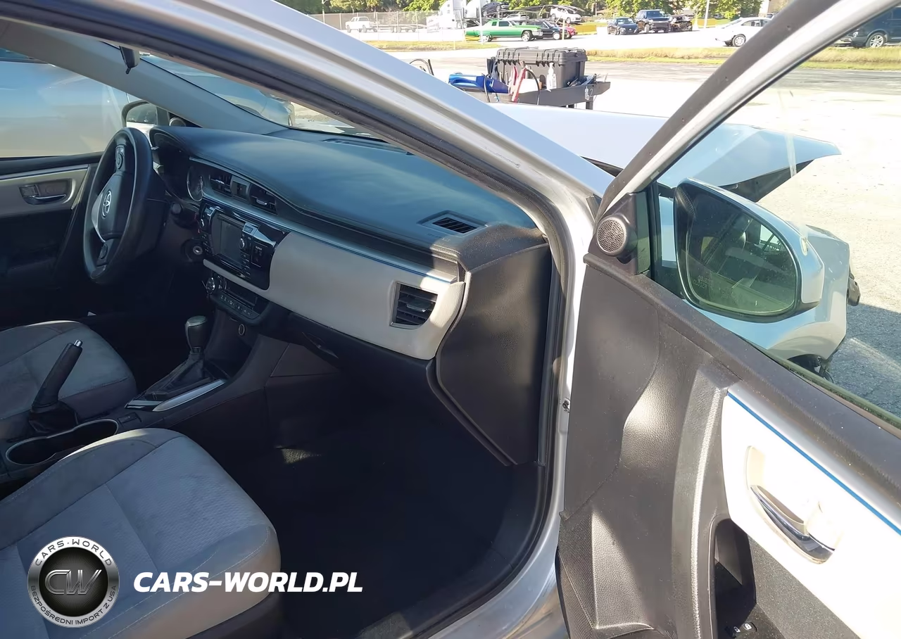 2016 Toyota Corolla Le VIN:2T1BURHE8GC606597 - 5