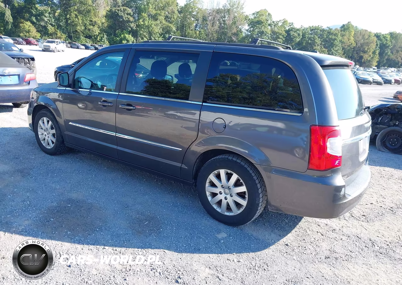 2015 Chrysler Town & Country Touring VIN:2C4RC1BG2FR626405 - 3
