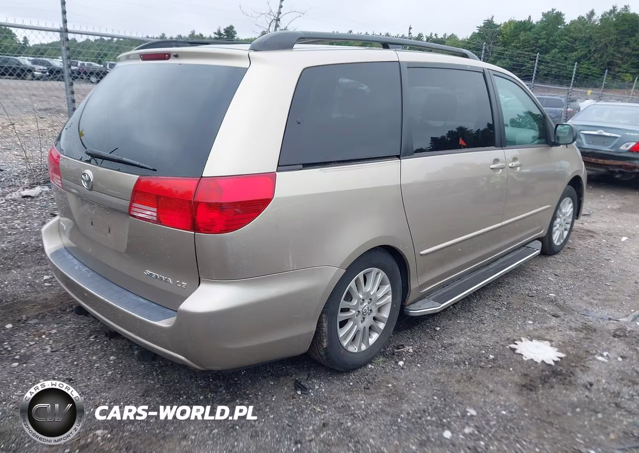 2004 Toyota Sienna Le VIN:5TDZA23C74S068076 - 4