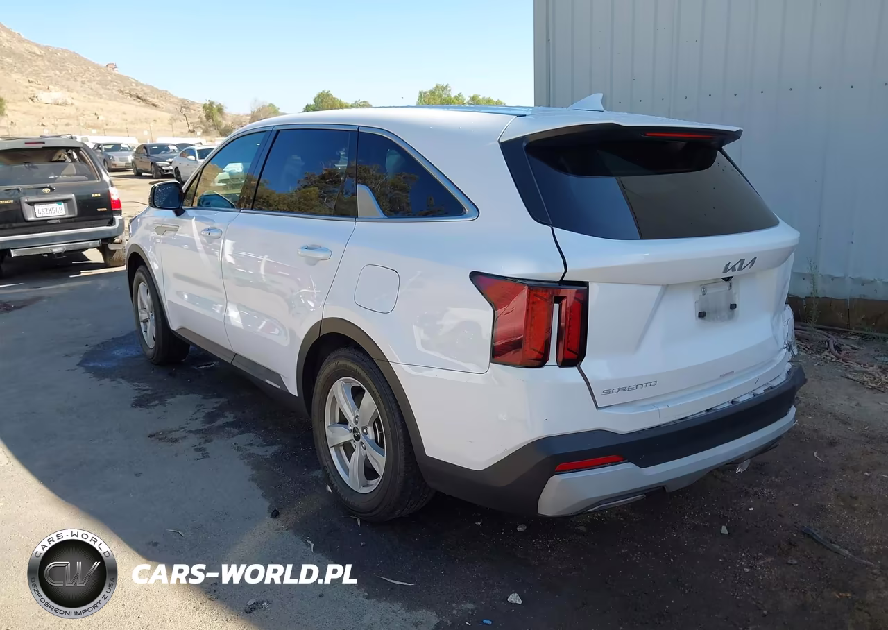 2025 Kia Sorento Lx VIN:5XYRG4JC8SG329478 - 3